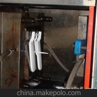 接塑料加工業務，塑料潔具制作，帶自開模具
