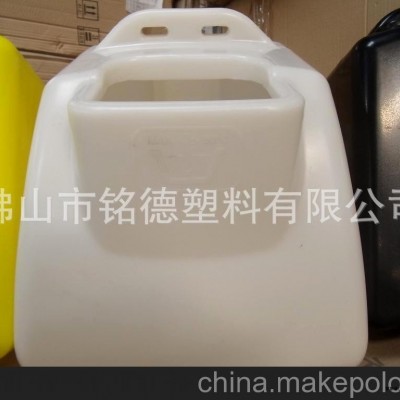 供應滾塑加工，旋塑成型，旋塑加工，滾塑水箱，滾塑成型