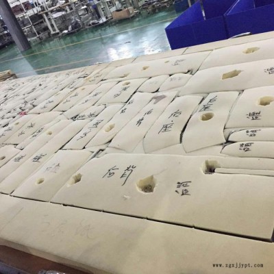 汽車坐墊模具生產